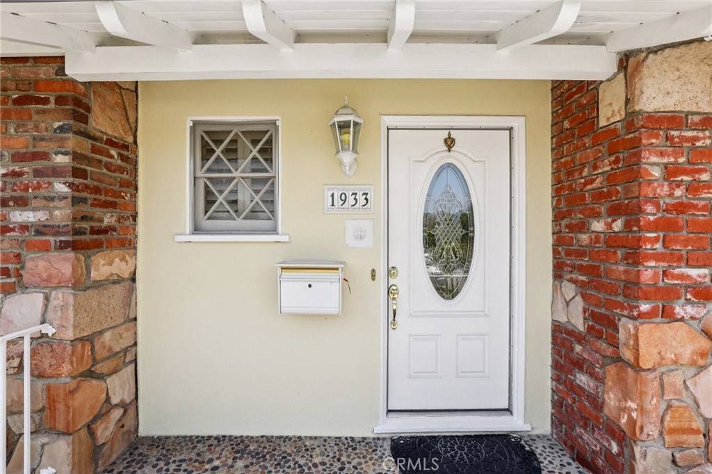 Anaheim, CA 92802,1933 S Janette LN