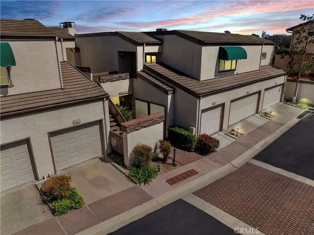 Fullerton, CA 92835,2602 N Harbor BLVD #17