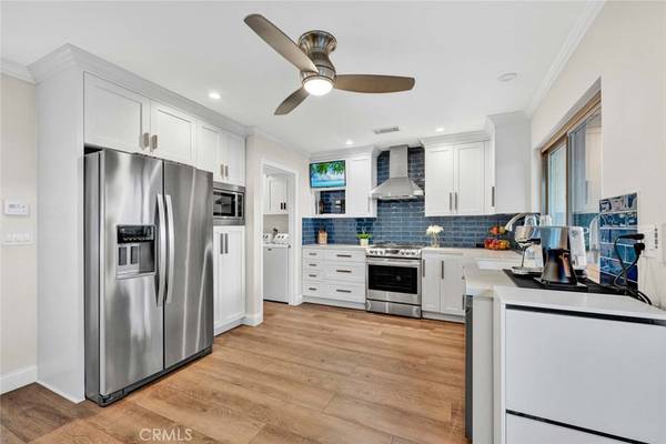 6702 Sun DR #C,  Huntington Beach,  CA 92647