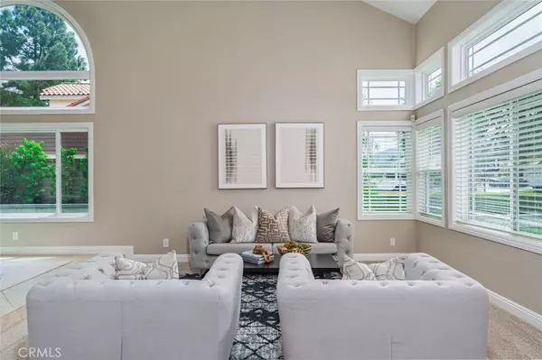 Yorba Linda, CA 92887,24661 Las Patranas