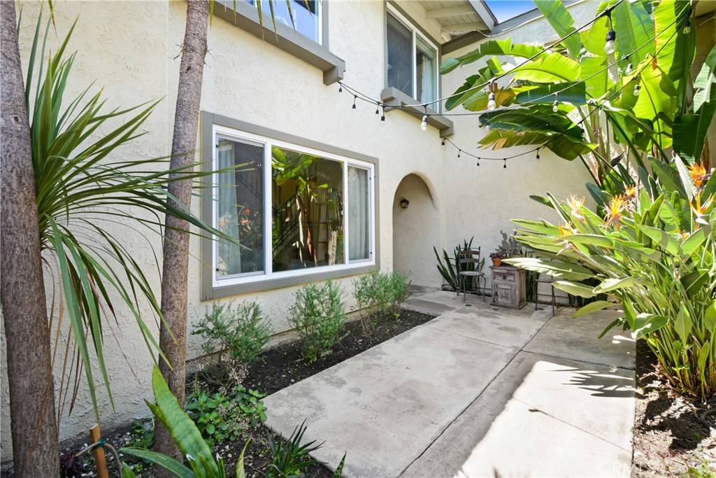 Laguna Niguel, CA 92677,23702 Porpoise