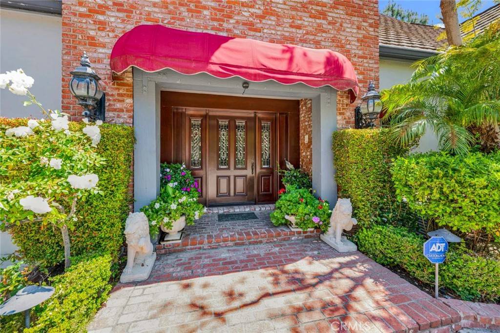 North Tustin, CA 92705,10302 Broadview Place