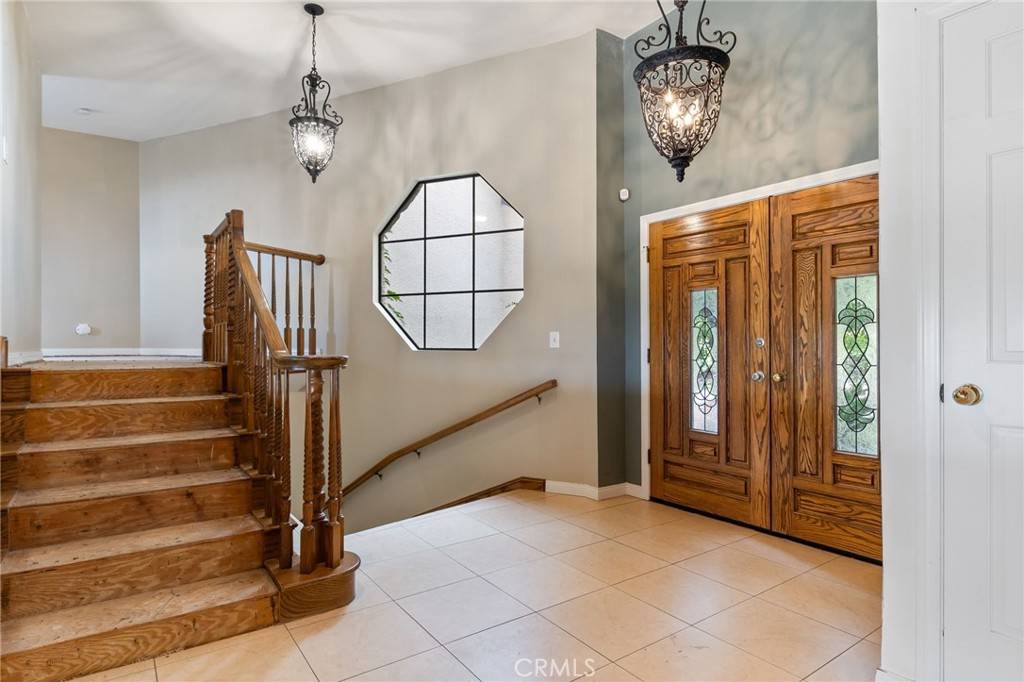Glendora, CA 91741,845 N Glendora AVE