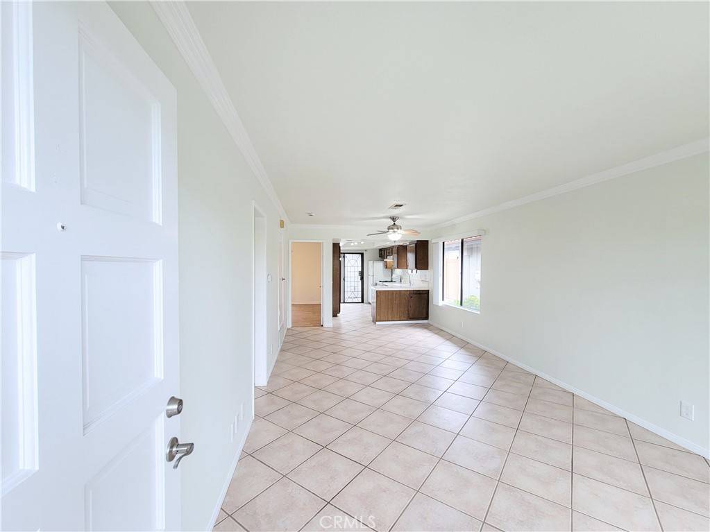 Bellflower, CA 90706,10427 Hayford ST #A