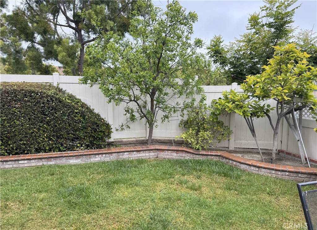 Fullerton, CA 92833,2015 Hughes DR