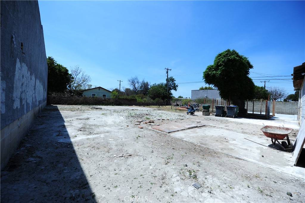 Santa Ana, CA 92703,4518 W 1st ST