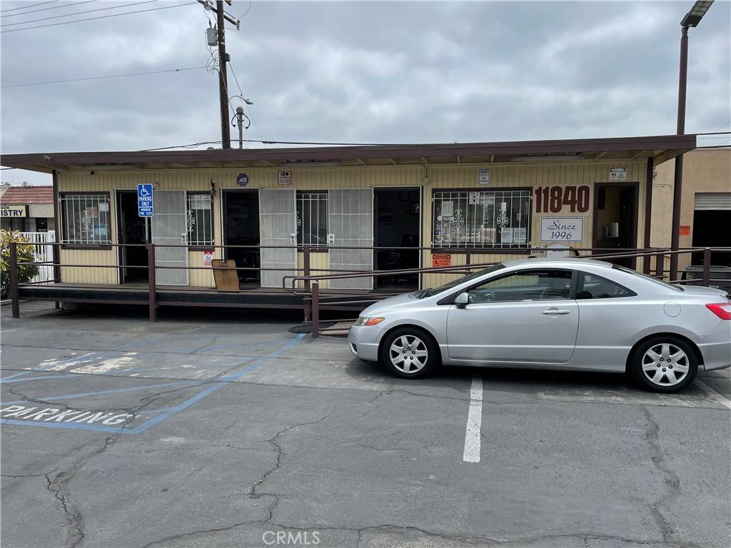 Hawaiian Gardens, CA 90716,11840 E carson ST
