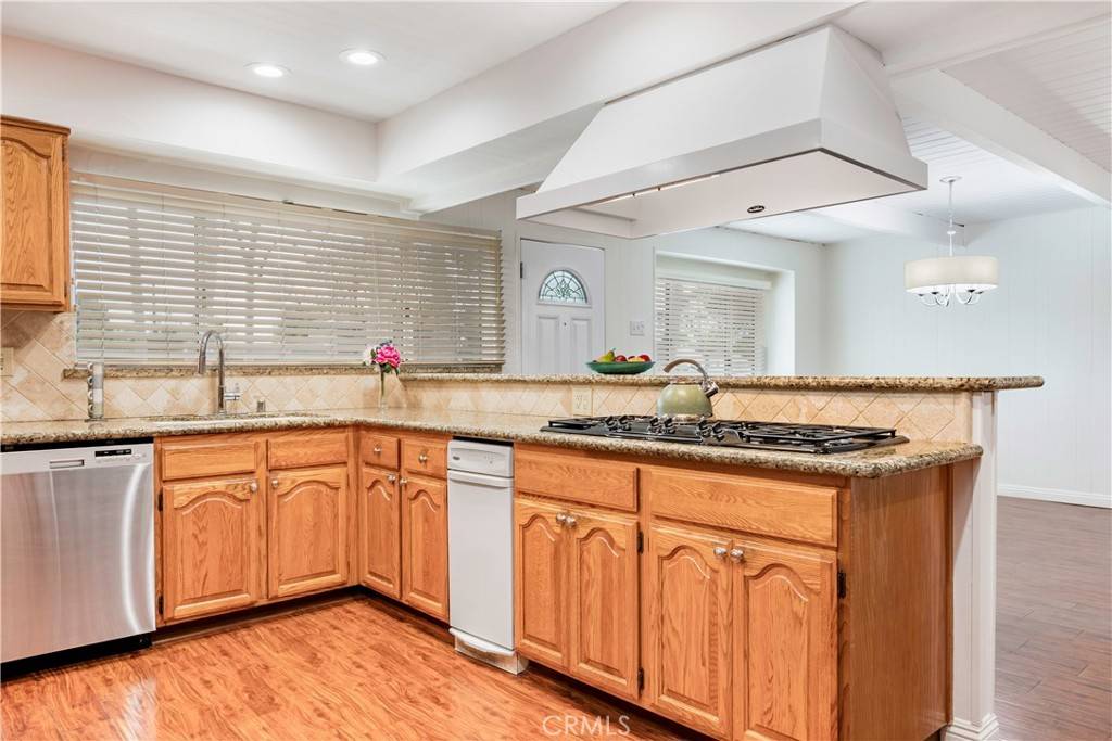 Long Beach, CA 90808,4864 Hersholt AVE