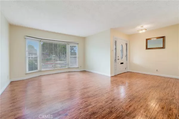 Long Beach, CA 90808,4864 Hersholt AVE