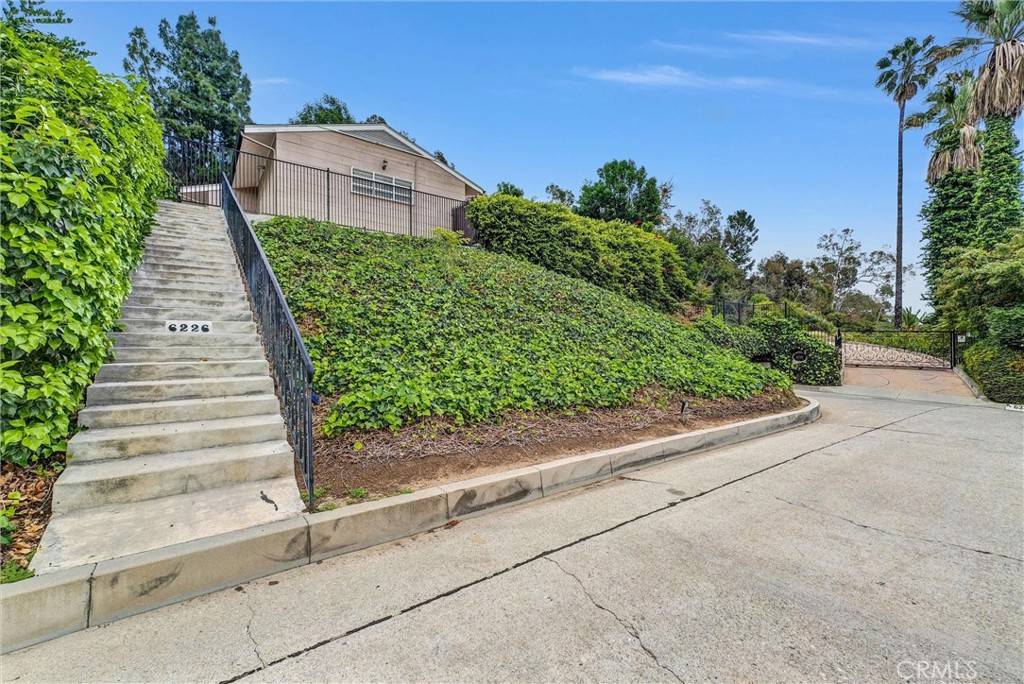 Whittier, CA 90601,6226 Stanford WAY