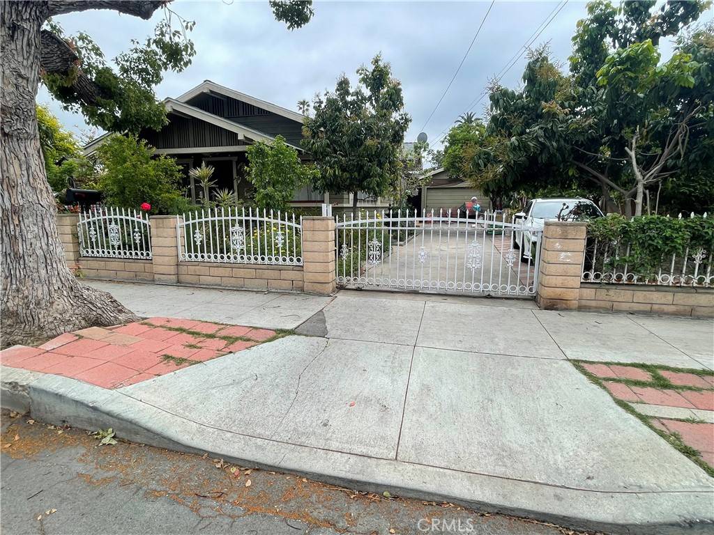 1230 East E 8th, Long Beach, CA 90813