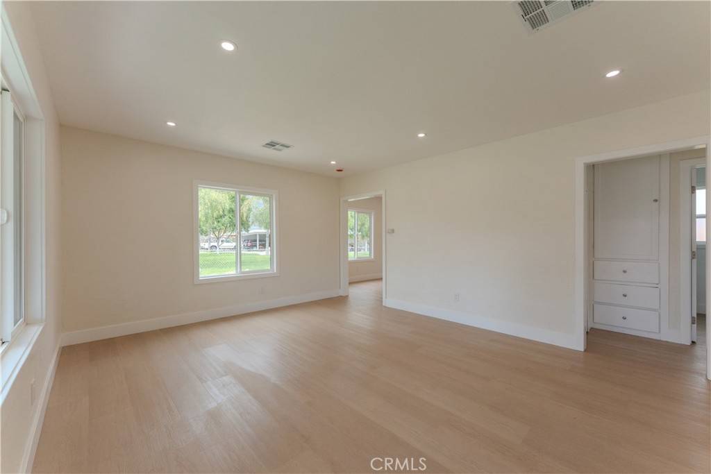 San Bernardino, CA 92407,4145 N F ST