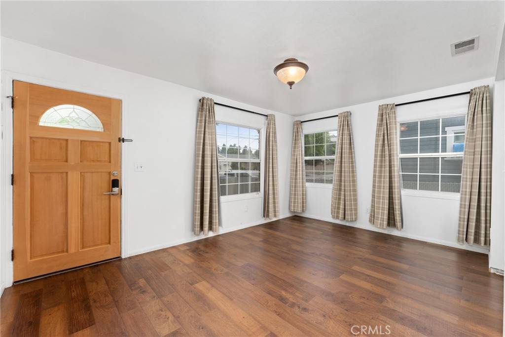Whittier, CA 90601,6338 Court AVE