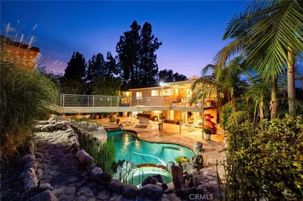 Orange, CA 92869,11107 S Meads AVE