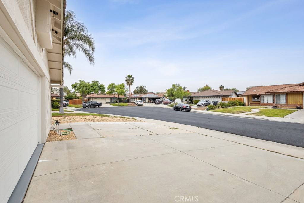 Moreno Valley, CA 92553,25283 Menominee CT