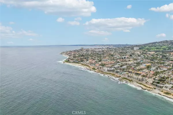 La Jolla, CA 92037,6455 La Jolla BLVD #206