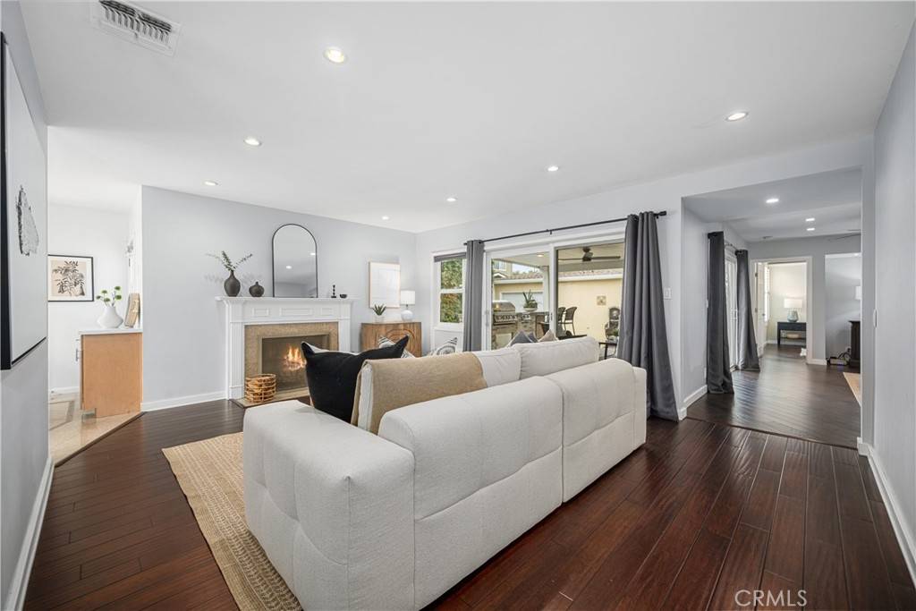Long Beach, CA 90808,3113 San Anseline AVE