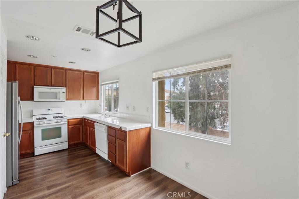 Moreno Valley, CA 92551,25866 Iris AVE #A