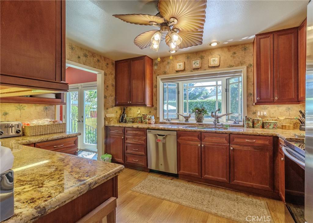 Santa Ana, CA 92704,2710 S Deegan DR