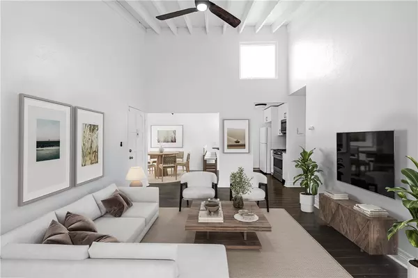 Santa Ana, CA 92707,1001 W Stevens AVE W #202