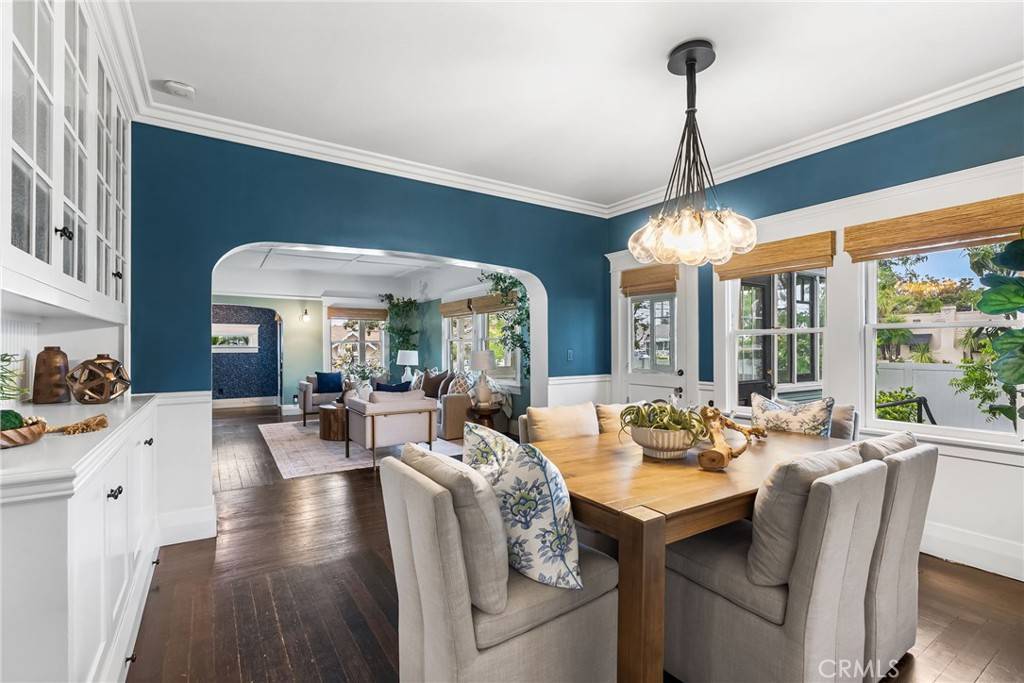952 E Palmyra AVE, Orange, CA 92866