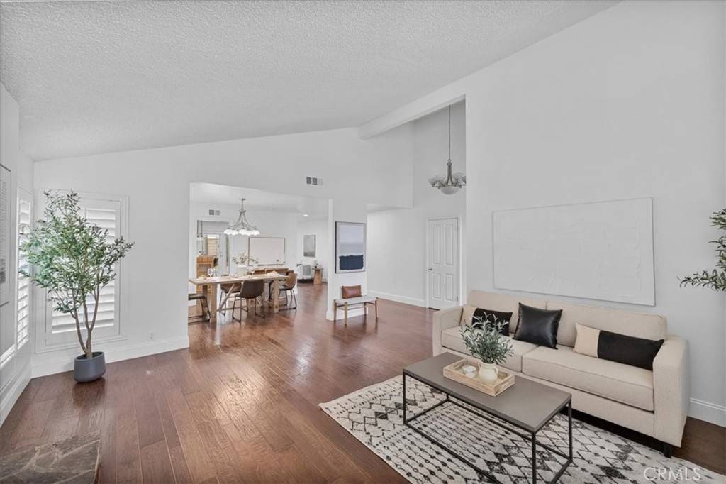 Seal Beach, CA 90740,4216 Dogwood AVE
