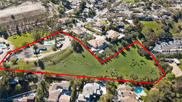 Yorba Linda, CA 92886,5231 Highland