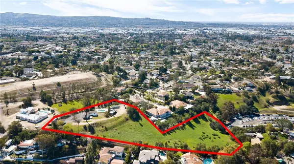 Yorba Linda, CA 92886,5231 Highland