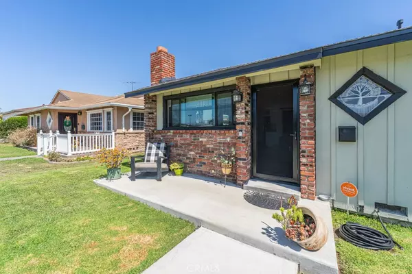 Torrance, CA 90504,3717 W 182nd ST