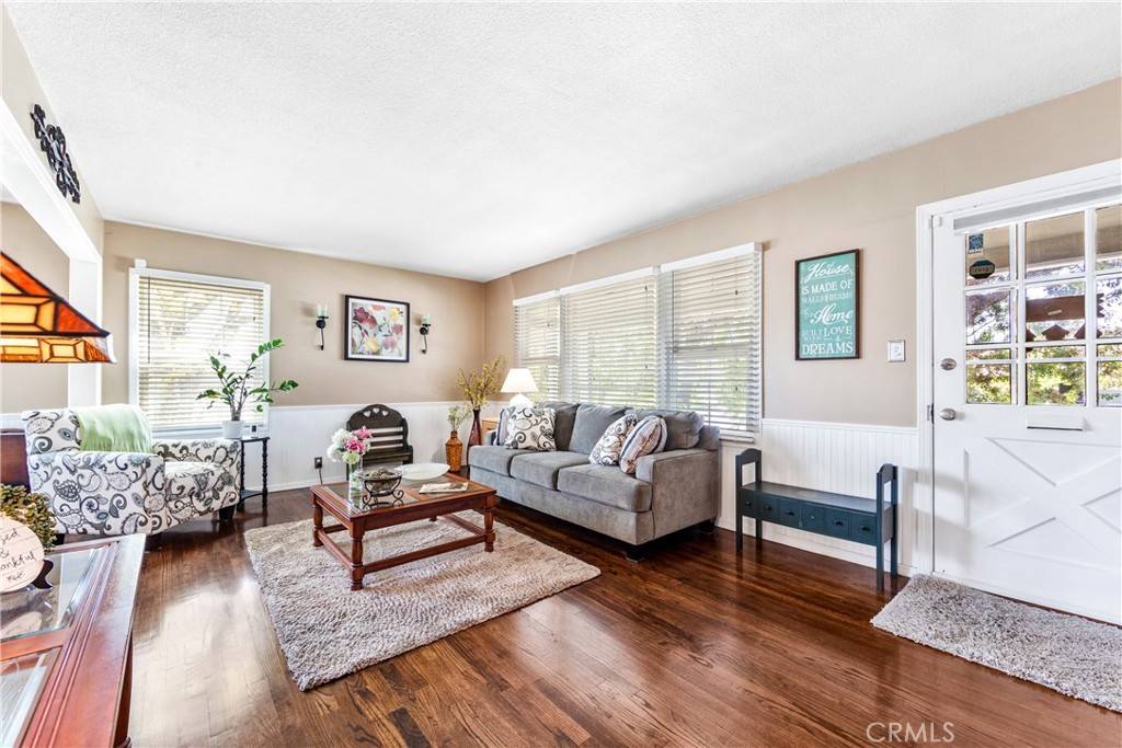 4702 Castana AVE, Lakewood, CA 90712