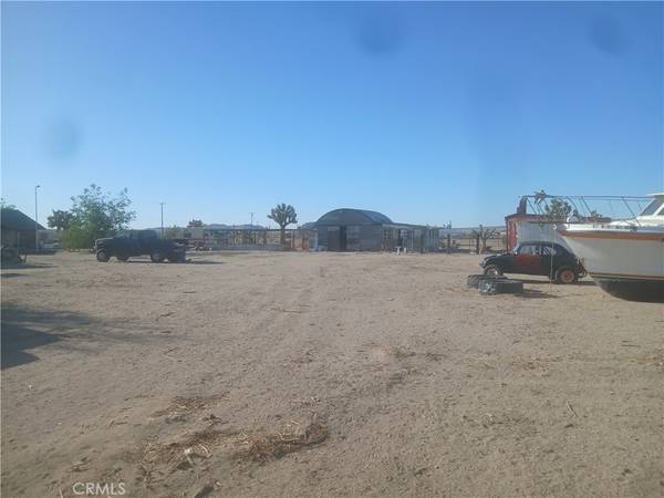 Adelanto, CA 92301,20321 Grey Mountain RD