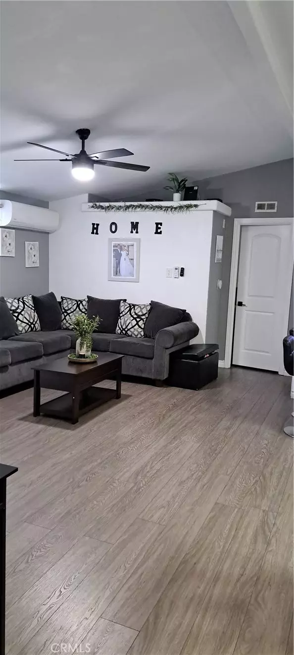Paramount, CA 90723,16600 Orange Ave #23
