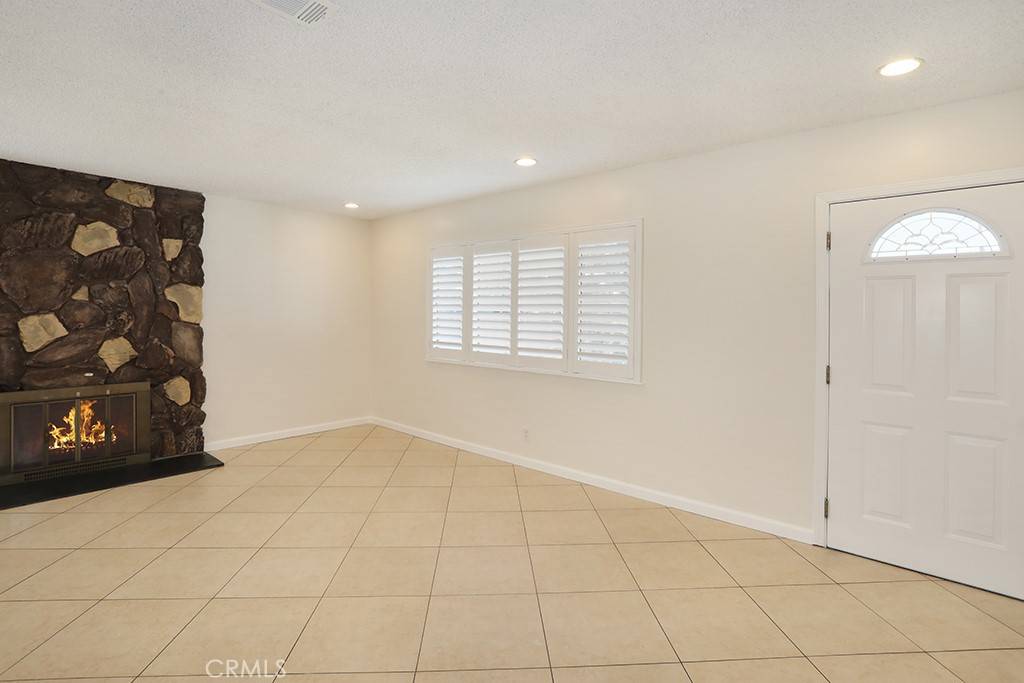 Stanton, CA 90680,8266 Palais RD