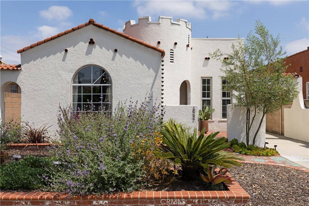 6062 Gaviota AVE, Long Beach, CA 90805