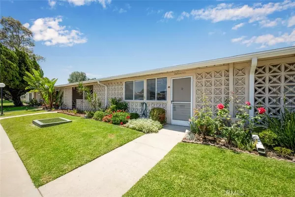 Seal Beach, CA 90740,13121 Shawnee LN #269i