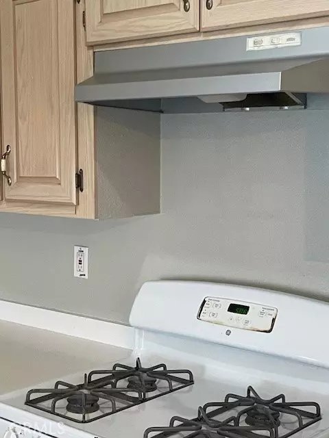 South Gate, CA 90280,10001 171 W Frontage RD #171