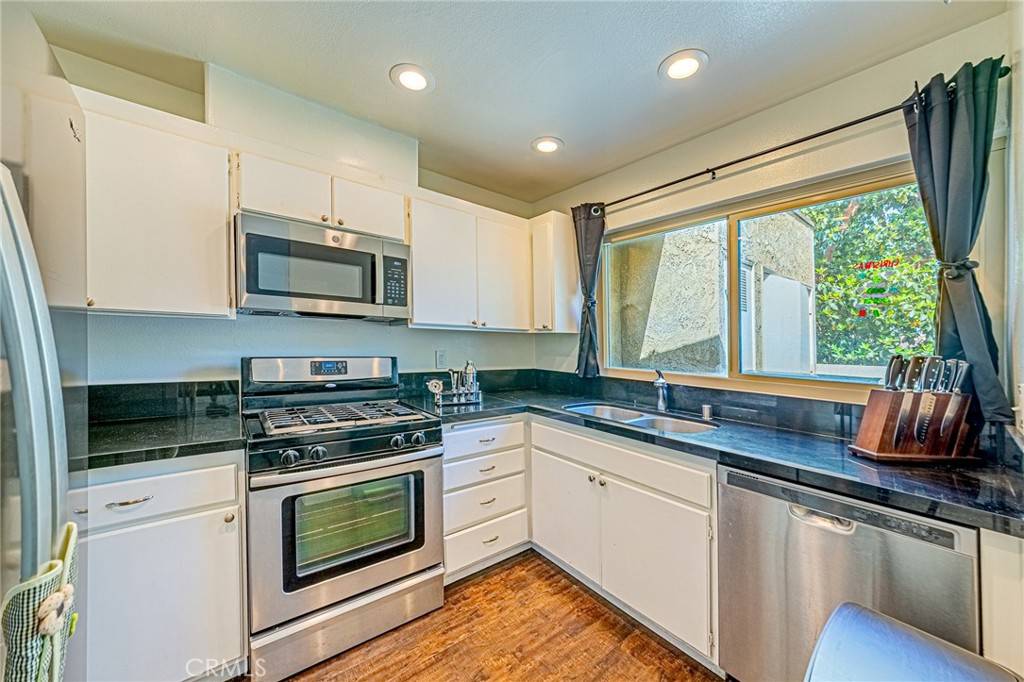 Cypress, CA 90630,5401 Twin Lakes DR