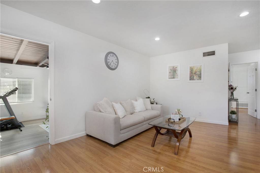 La Habra, CA 90631,351 N Fonda ST