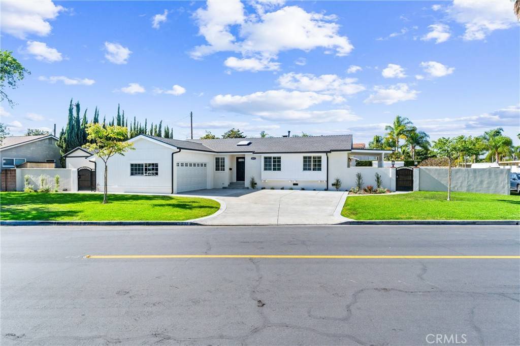Tustin, CA 92780,18011 Theodora DR