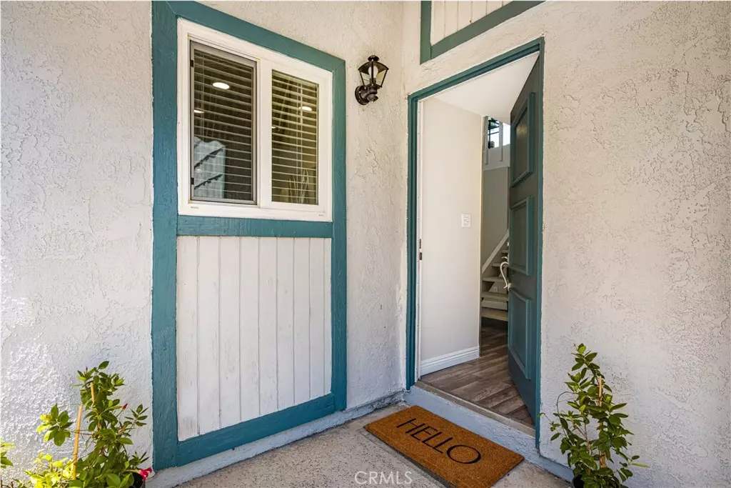 Tustin, CA 92780,12720 Newport Ave #17