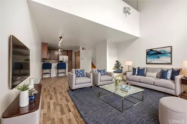 1088 Cabrillo Park DR #A,  Santa Ana,  CA 92701