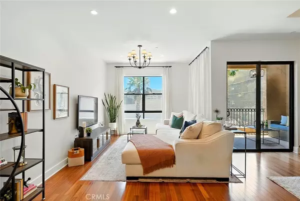 Long Beach, CA 90802,395 East 4th Street #39