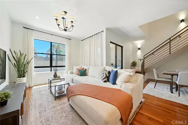 Long Beach, CA 90802,395 East 4th Street #39