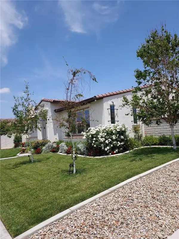 Ontario, CA 91761,4511 S. Luna Privado