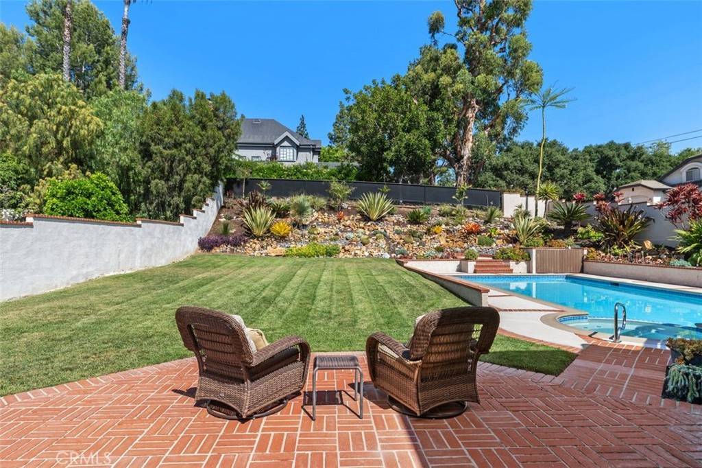 Anaheim Hills, CA 92808,181 S Canyon Crest DR