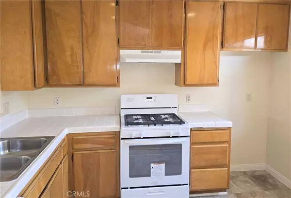 Long Beach, CA 90813,1140 Pacific AVE #28