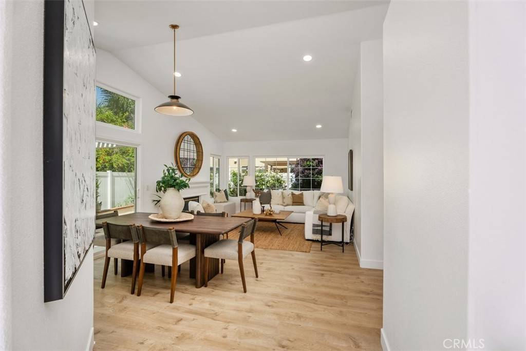 Irvine, CA 92614,8 Galanto