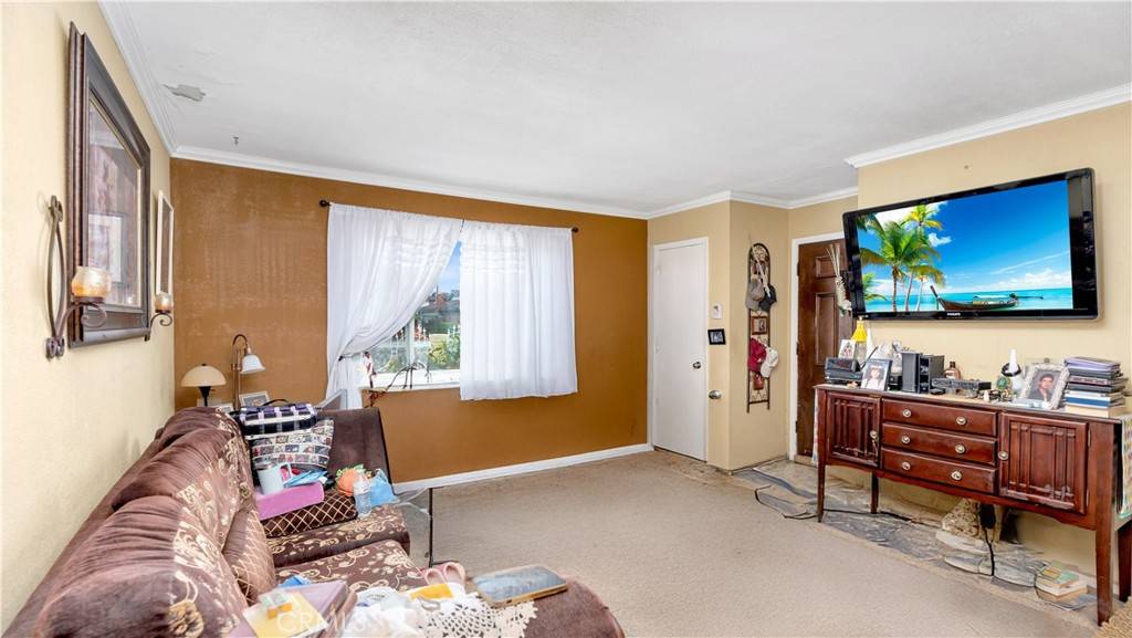 Anaheim, CA 92802,222 W Orangewood AVE
