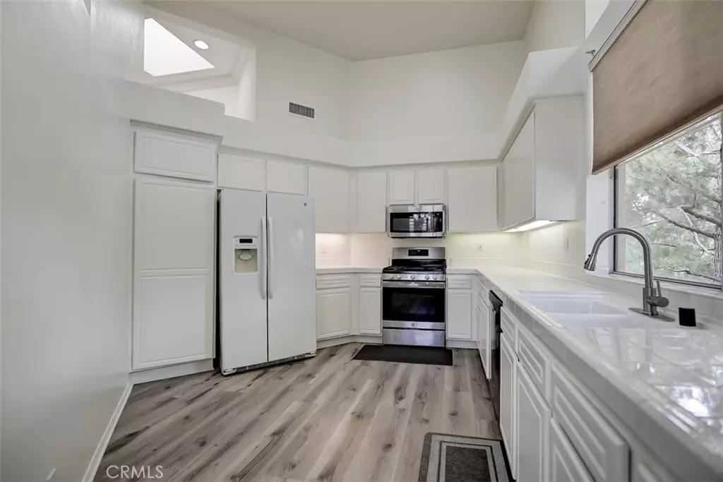 Tustin, CA 92782,2643 Dietrich DR