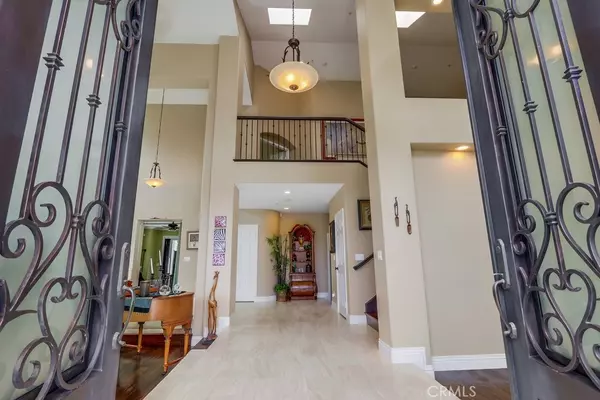 Huntington Beach, CA 92648,6572 Horseshoe LN